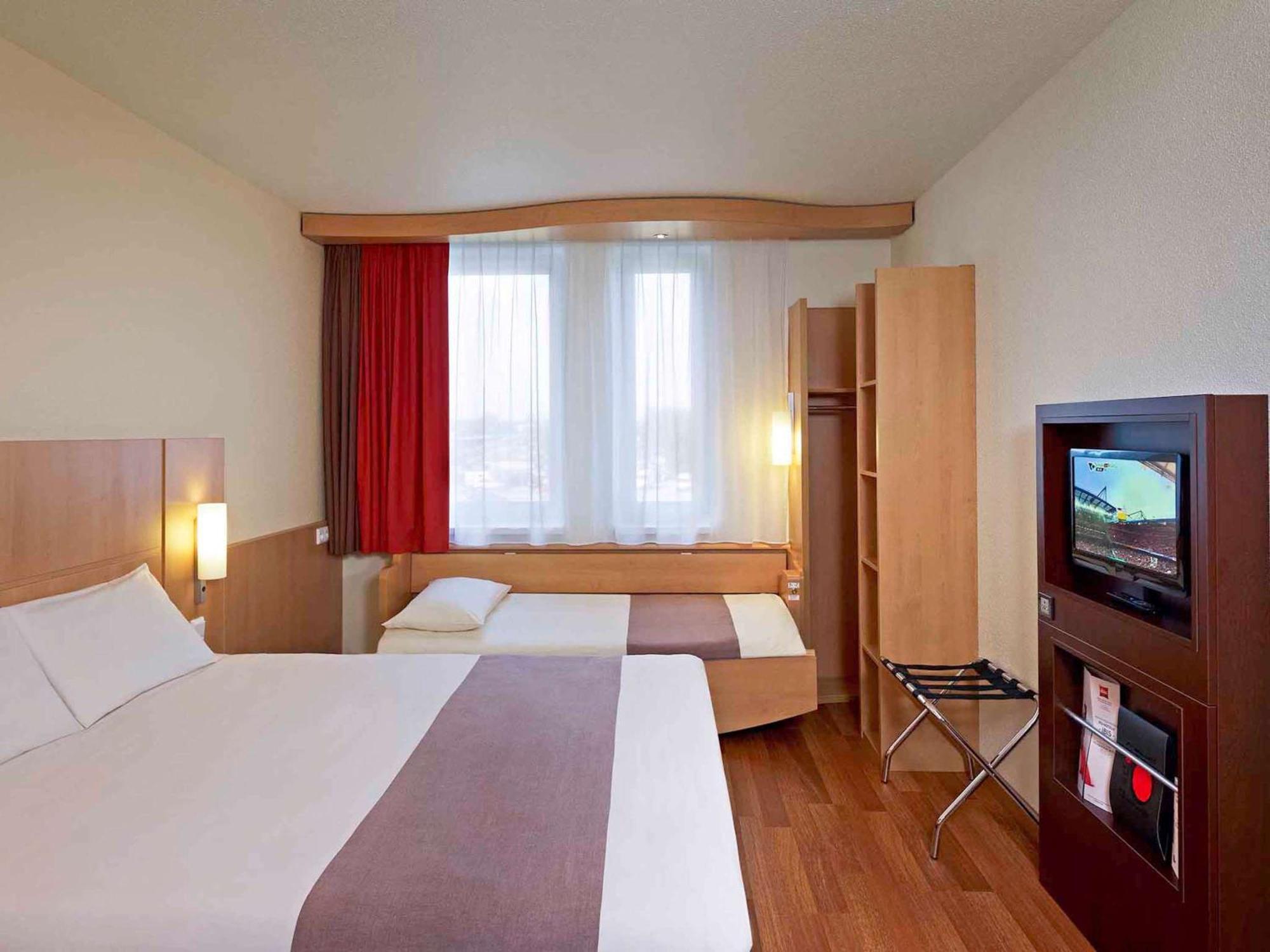 Ibis Stare Hotel 3*